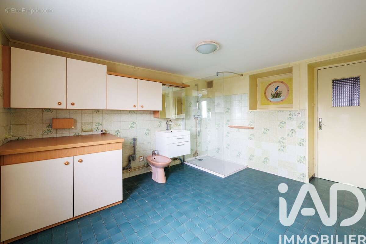 Maison 144 m² à Tassin-La-Demi-Lune  - photo 7
