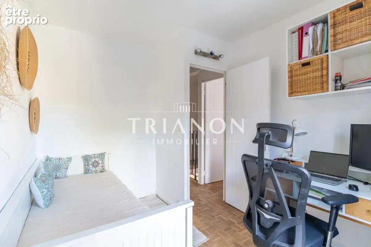 Maison familiale de 4 chambres avec véranda et jardin sans vis-à-vis — Quartier recherché - photo 12