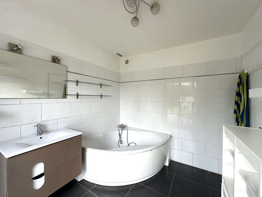 Maison à SOISY-SUR-ECOLE