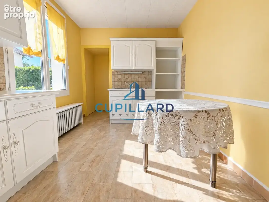 ROANNE   Maison de 103 m2 avec 3 chambres, garage et terrain arboré   180 000 € - photo 5