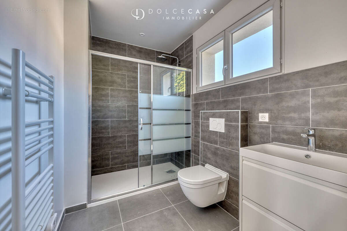 Maison à LE PERREUX-SUR-MARNE