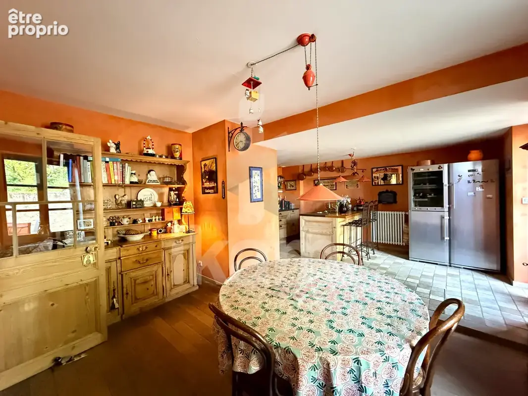 VILLA DE CARACTERE- 314 m2 - Terrain 1305 m2 - photo 4