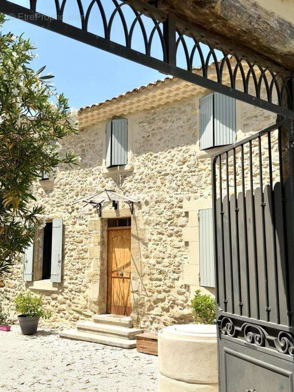 Maison à SARRIANS