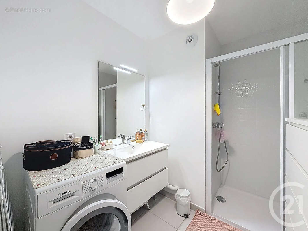 Appartement à PLOMBIERES-LES-DIJON