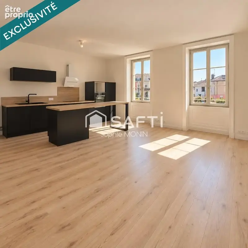 Photo 1 - Appartement à SAINT-LAURENT-SUR-SAONE