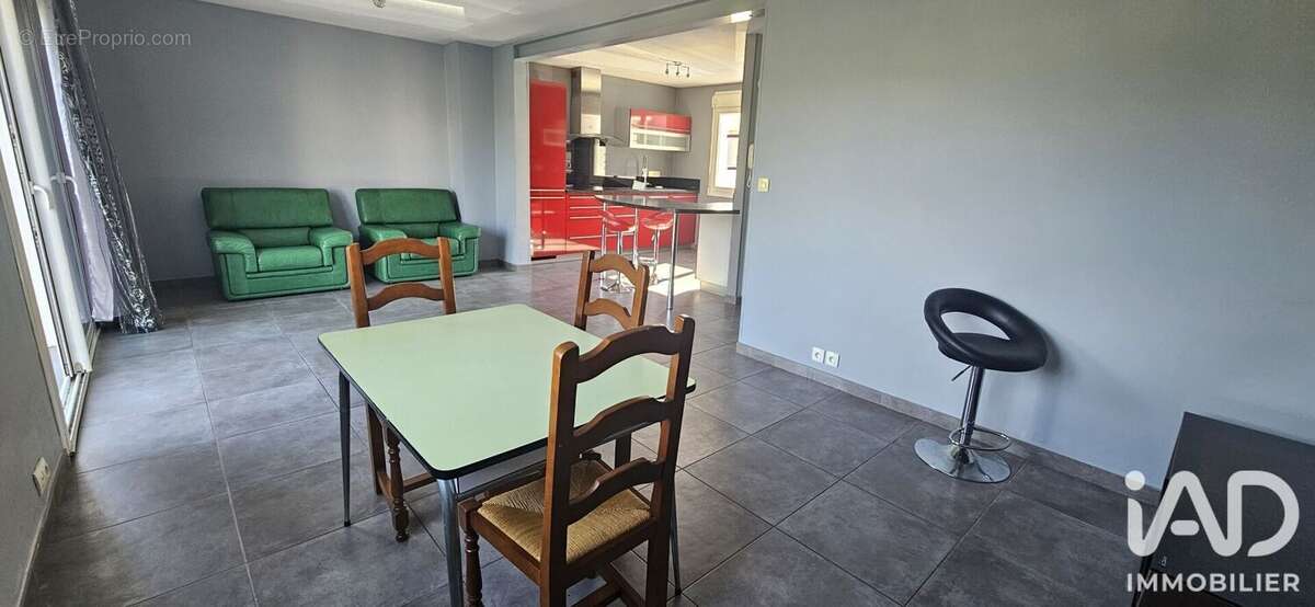 Maison 82 m² à Castres  - photo 6