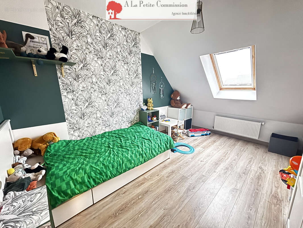 Maison récente à vendre à Sours    4 chambres - photo 12
