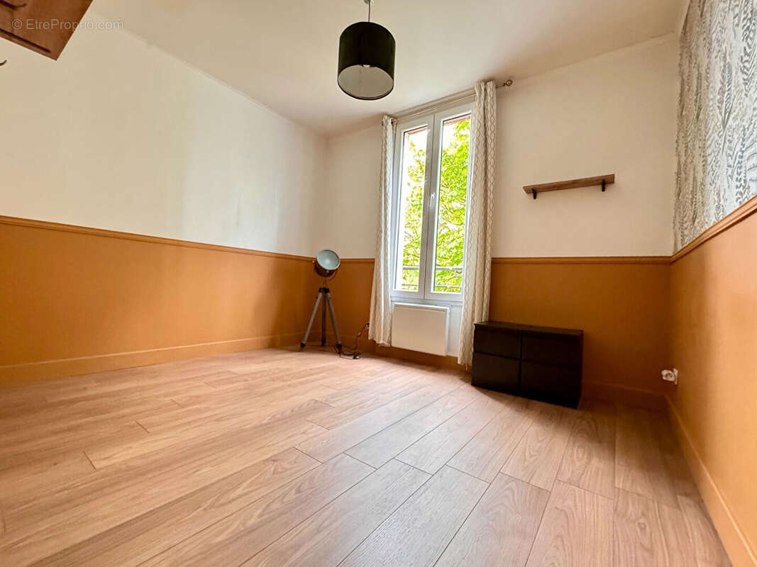 Appartement à FONTENAY-SOUS-BOIS