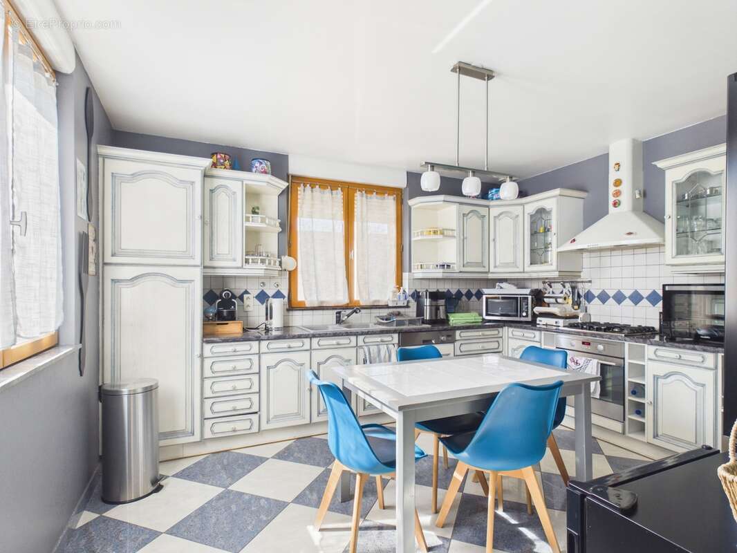 Maison 130 m² à Renwez  - photo 15