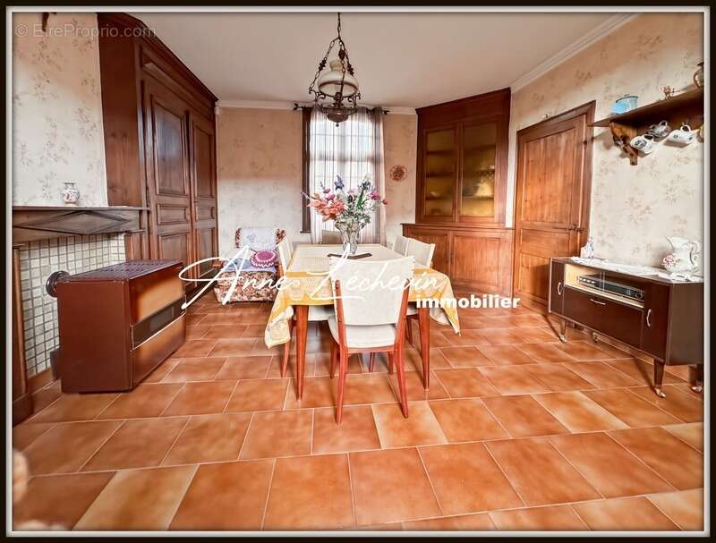Maison à DOURGES