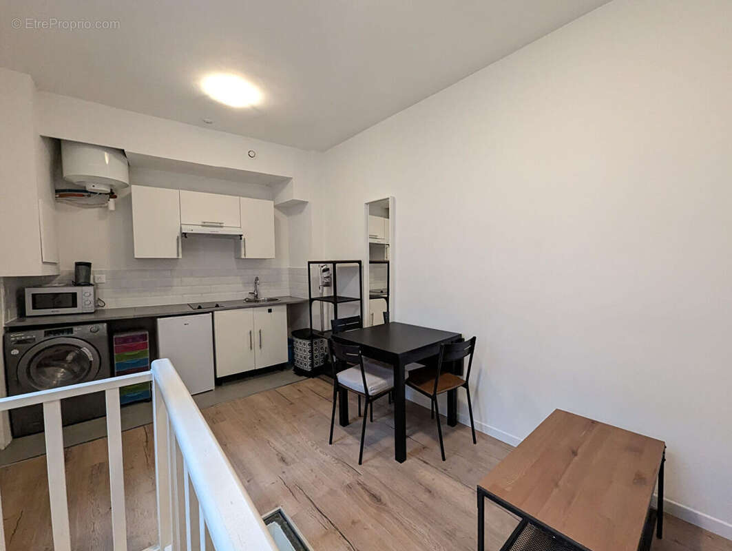 Appartement à PARIS-7E