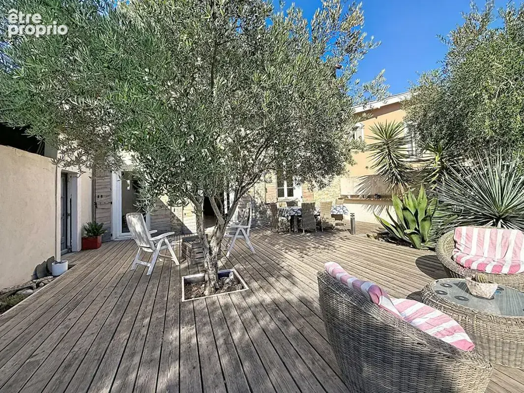 Carcassonne Quatre-Chemins - Maison familiale de 138 m² avec 4 chambres, piscine et grande terrasse - photo 4