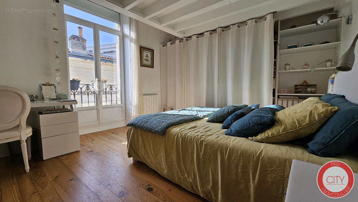 Appartement à BORDEAUX
