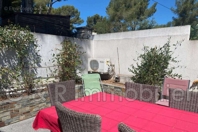 Appartement à SANARY-SUR-MER