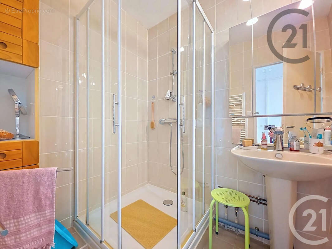 Appartement à SAINT-ANDRE-LES-VERGERS