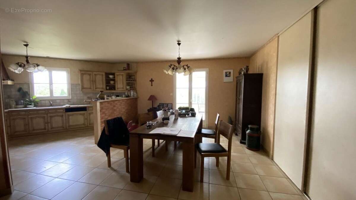 Maison à SAINT-CLAUD