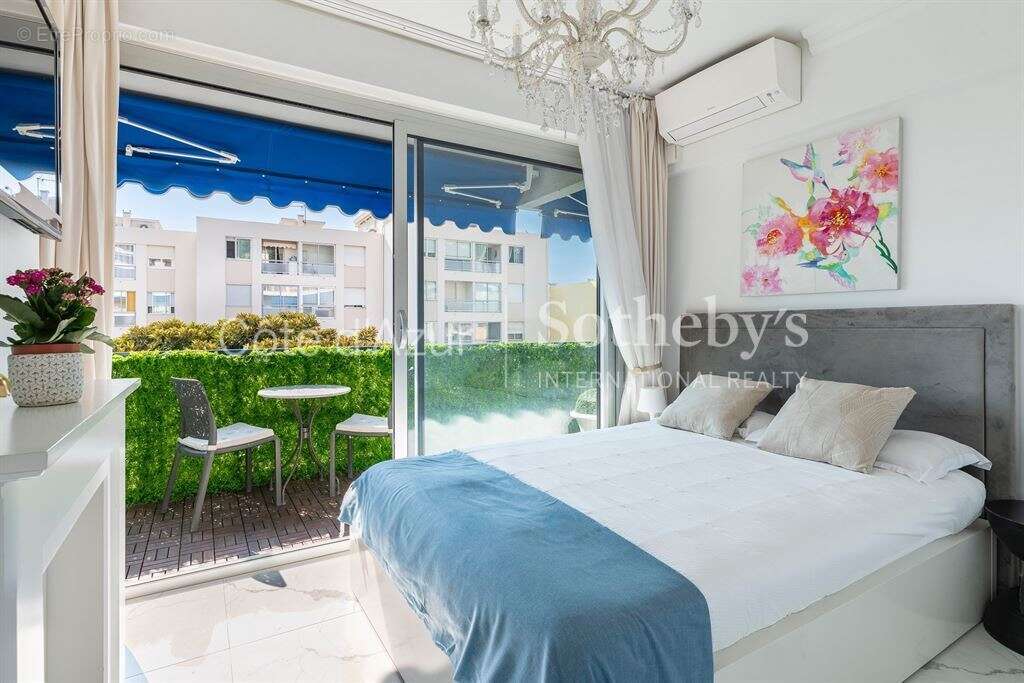 Appartement à BEAULIEU-SUR-MER