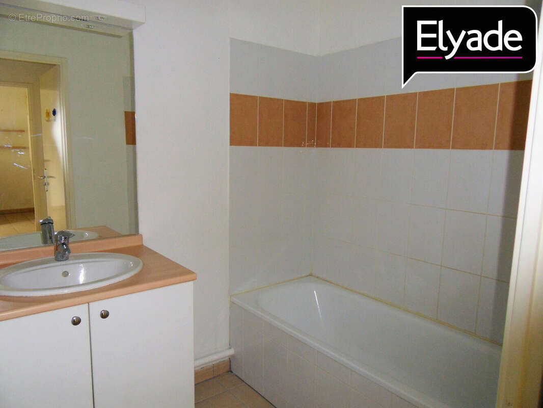 Appartement à TERRASSON-LAVILLEDIEU