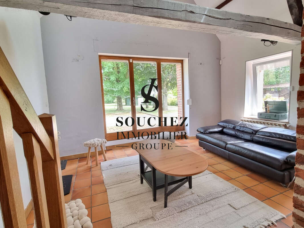 Maison 165 m² à Acq  - photo 7