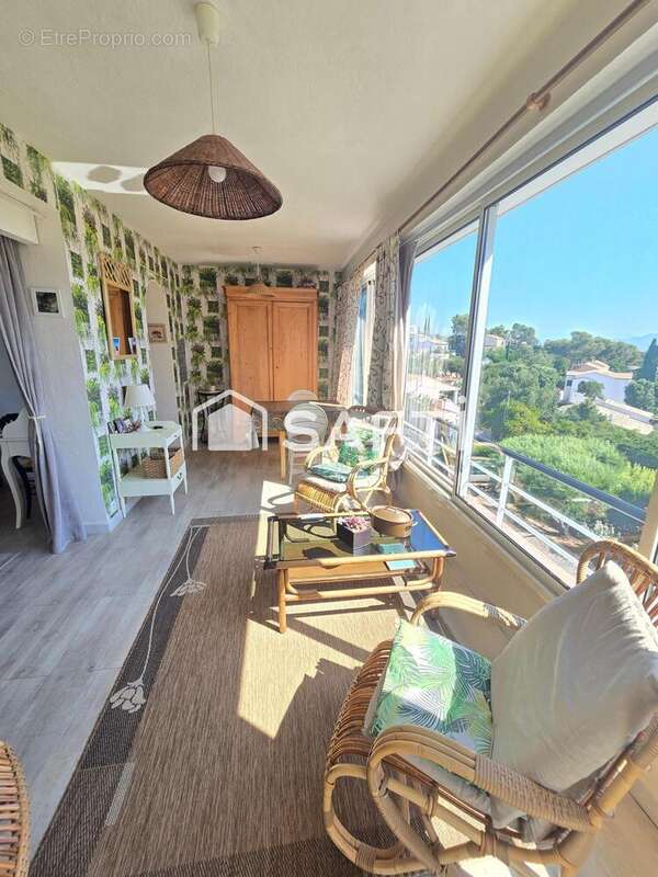 Appartement 65 m² à Frejus  - photo 2