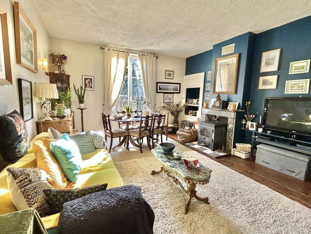 Maison à SAUZE-VAUSSAIS