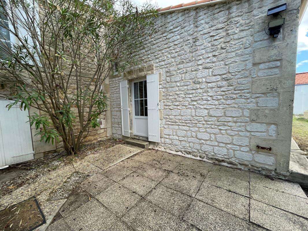 Maison à PORT-DES-BARQUES