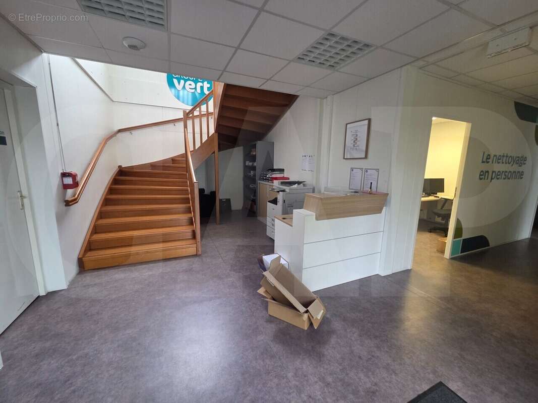 420 m² à Ploufragan  - photo 2