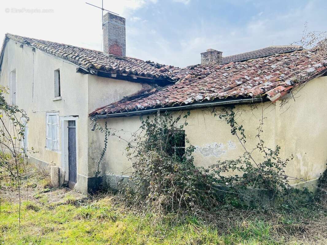 Maison à ROCHECHOUART