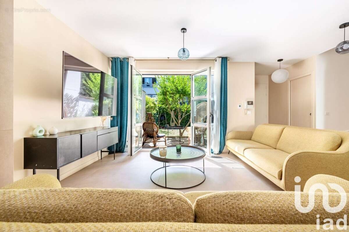 Photo 2 - Maison à SAINT-MANDE