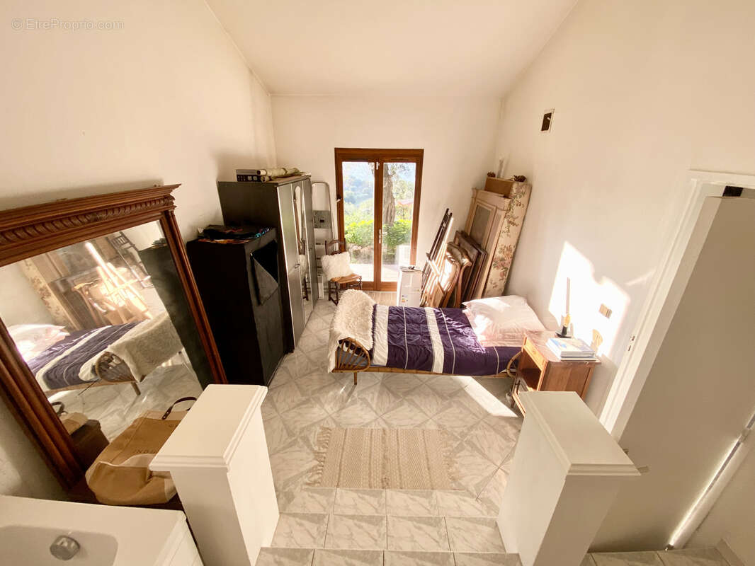 Maison à CARROS