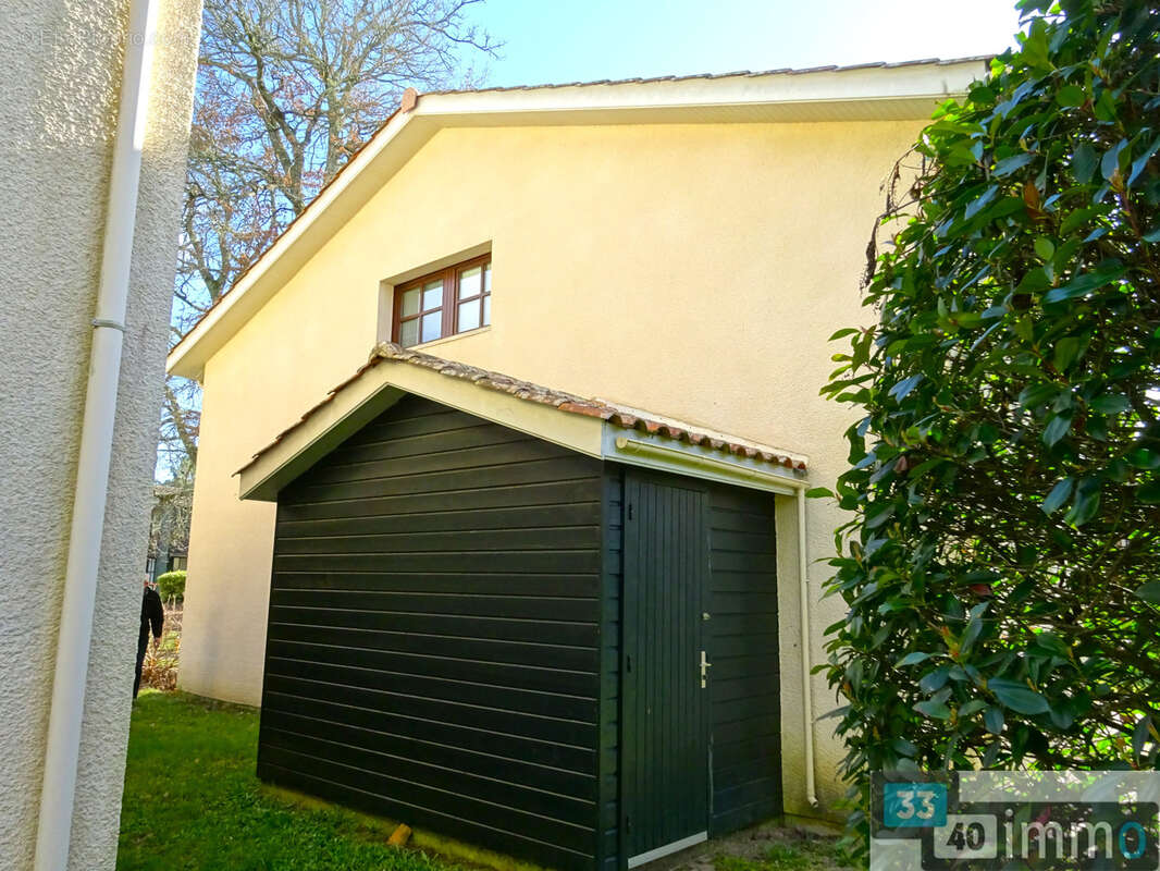 Maison à SALLES