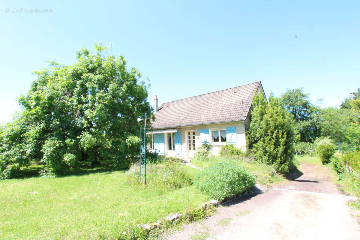 Maison à LA MARCHE
