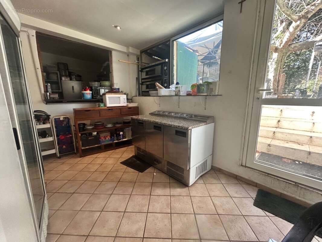 Commerce à TRANS-EN-PROVENCE