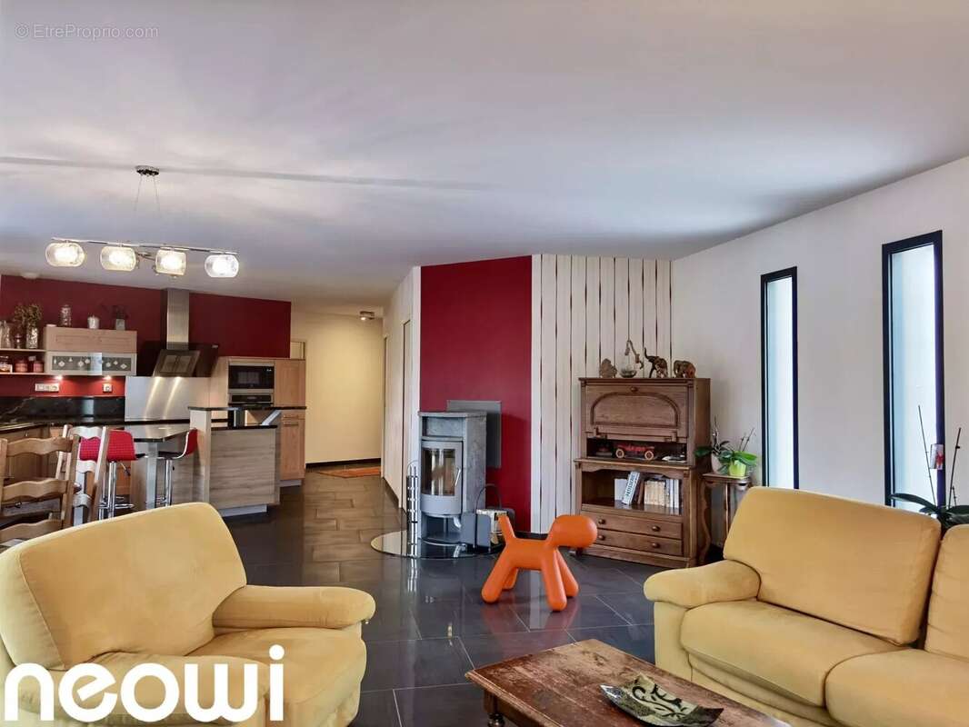 Maison à ARPAJON-SUR-CERE