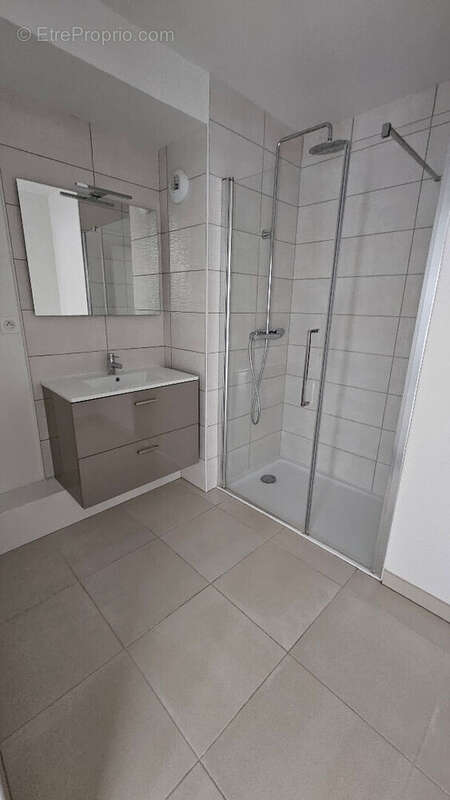 Appartement à SAINT-CYR-SUR-LOIRE