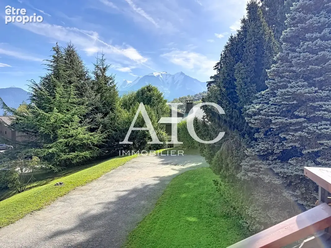 Chalet avec beau terrain de 1 636 m2, tres belle vue sur le du mont-blanc - photo 14