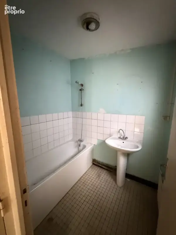 Maison 75 m² à Aulnoye-Aymeries  - photo 6