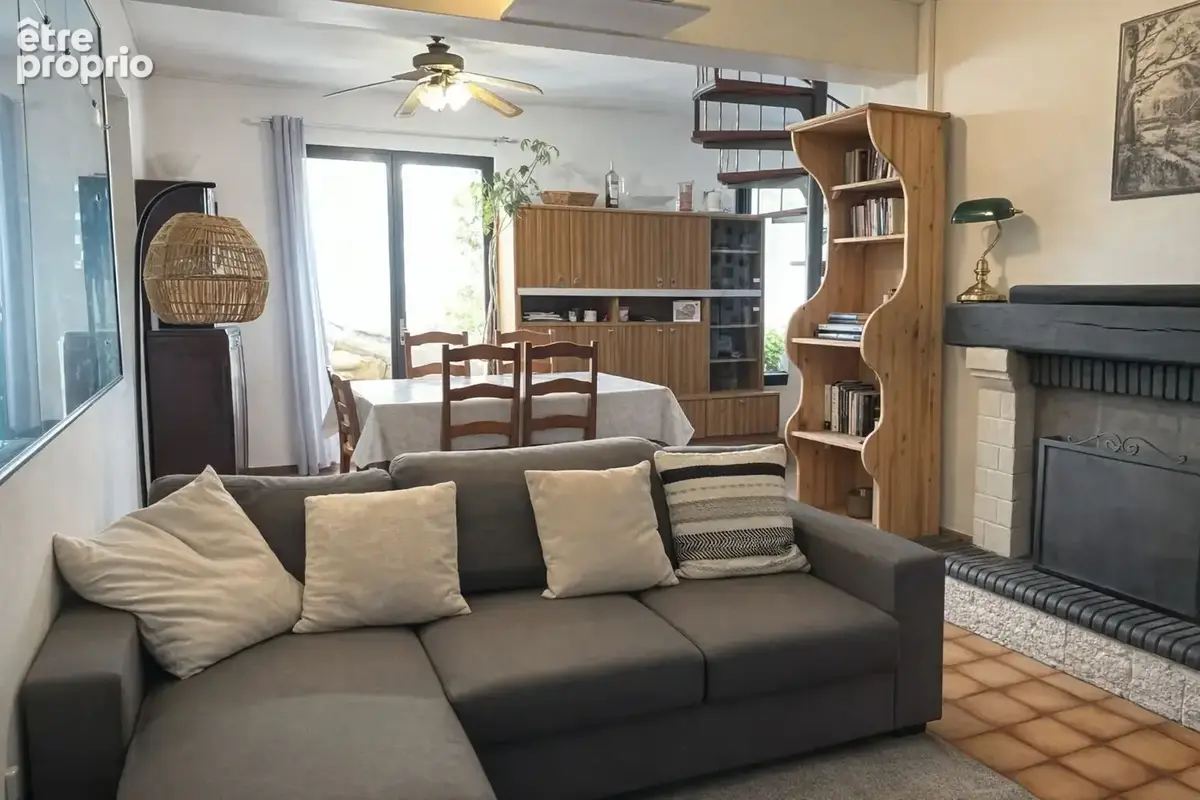 Maison T6 avec 2 logements indépendants - Saint-Pierre-les-Aubagne - photo 8