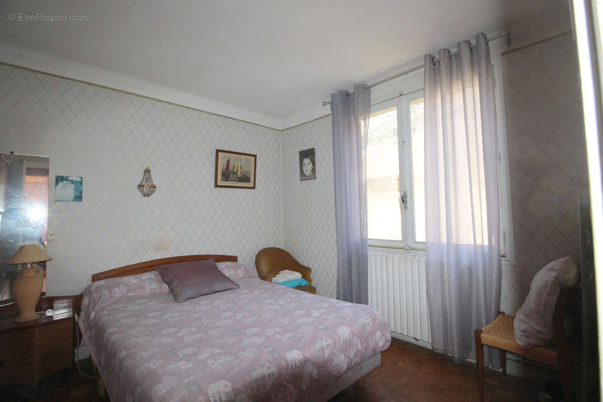 Maison à MONTAUBAN-DE-LUCHON