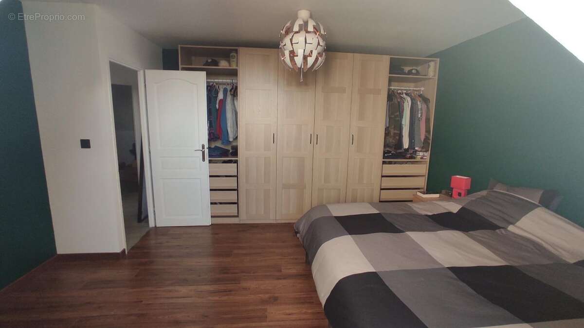 Maison à VIENNE-EN-VAL