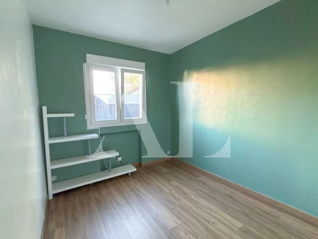 Appartement à VALLAURIS