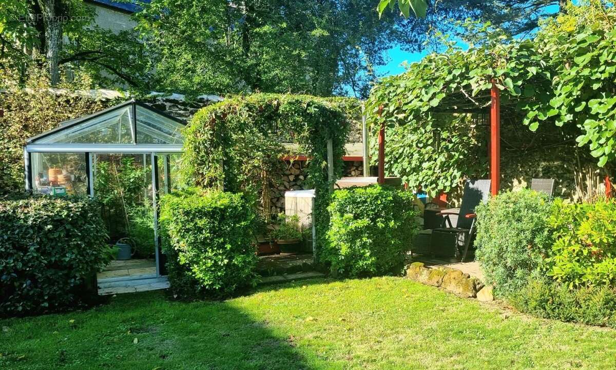 Maison à LE GUE-DE-LA-CHAINE