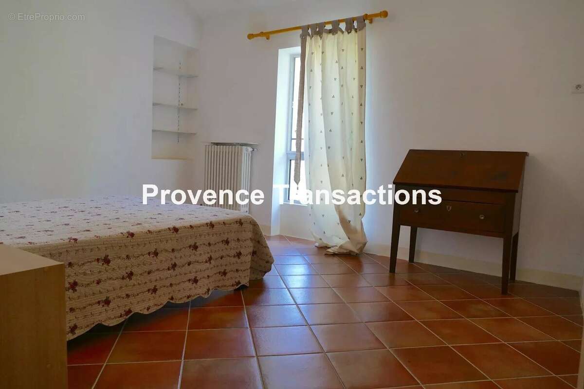 authentique mas rénové sur 2890m2 ! - photo 18