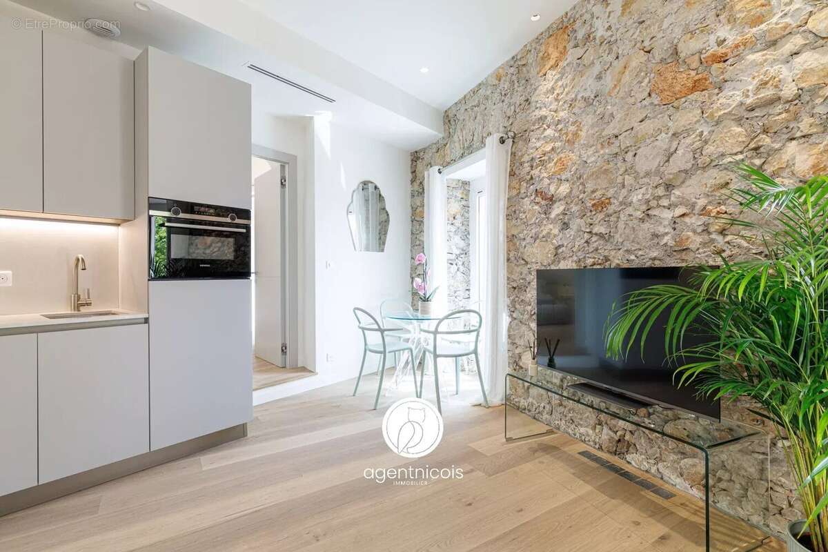 Appartement à VILLEFRANCHE-SUR-MER