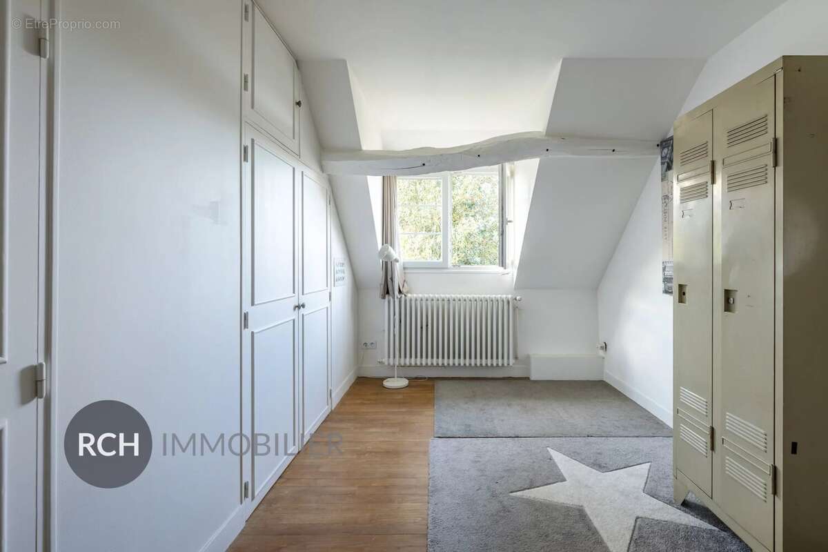 Maison à BAZAINVILLE