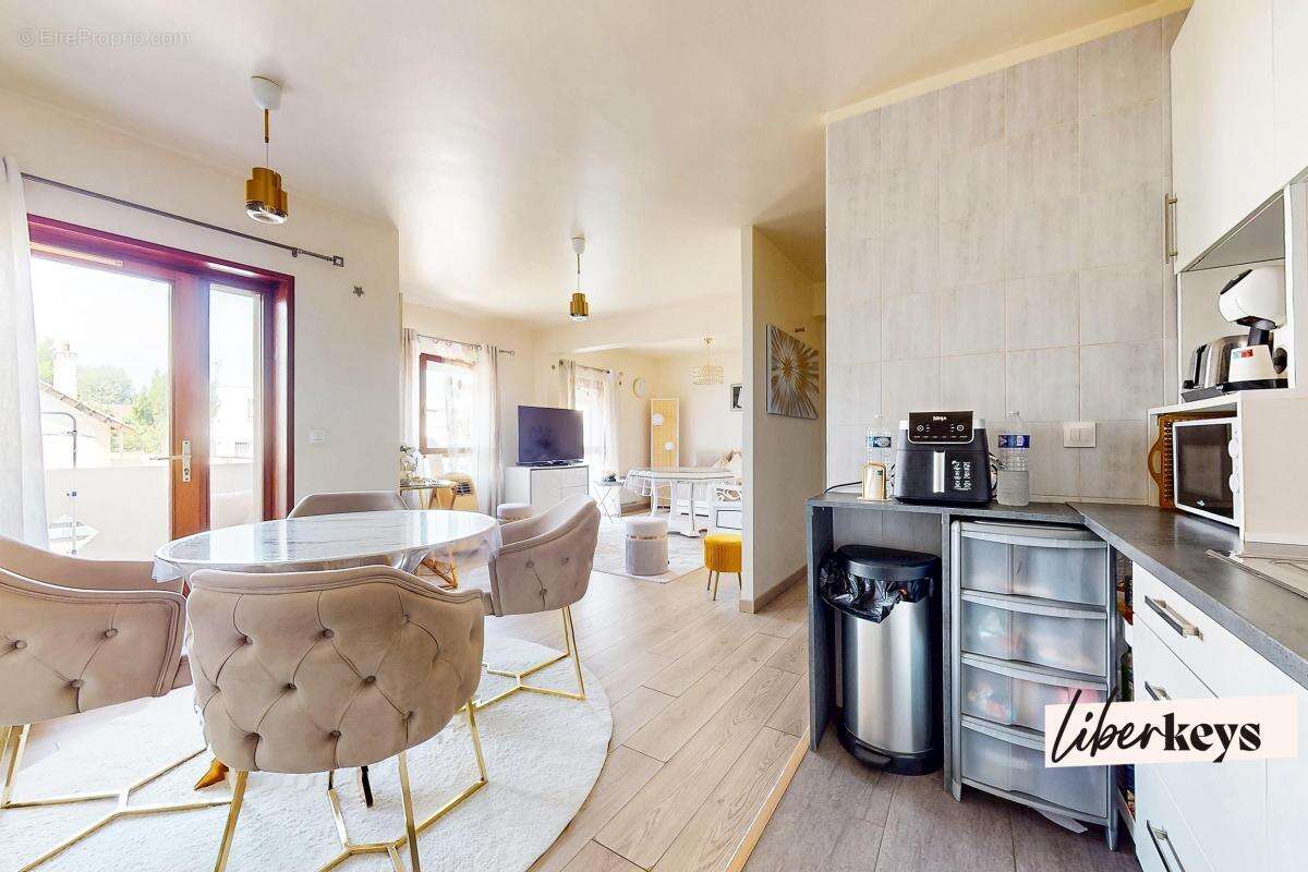 Appartement lumineux - 3 pièces - 61,54 m² - Quartier prisé Les Merisiers - Villepinte - photo 9