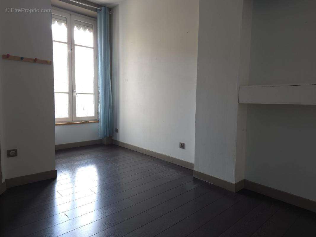 Appartement à LYON-5E