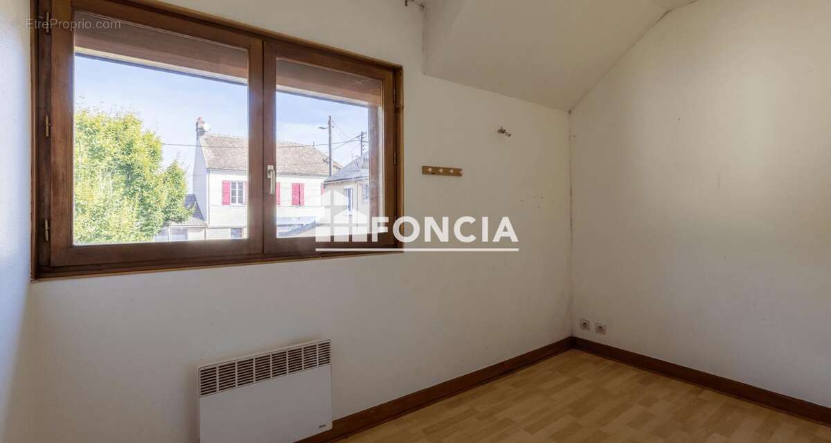 Maison de pays avec jardinet à Dordives 45680 - photo 6