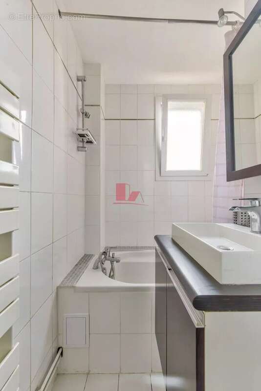 Appartement à ISSY-LES-MOULINEAUX