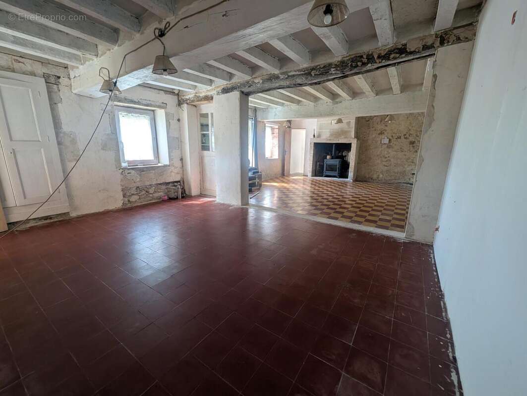 Maison 95 m² à Meigne-Le-Vicomte  - photo 4